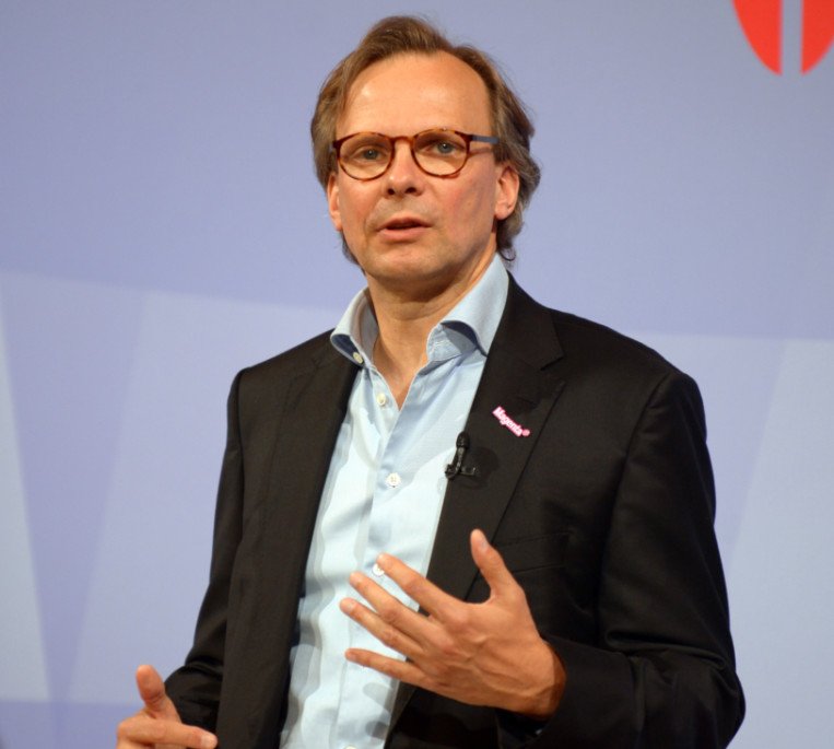 ABD_20200506_ABD0068HR