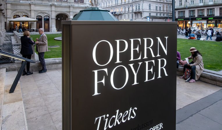 opernball tickets